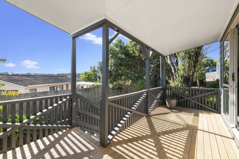 Photo of property in 9 Gillan Place, Bayview, Auckland, 0629