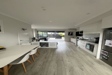 Photo of property in 18 Rangihina Road, Hobsonville, Auckland, 0616