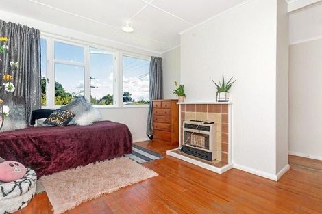 Photo of property in 63 Cambridge Terrace, Kaiti, Gisborne, 4010