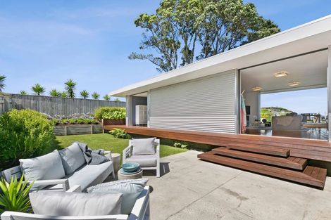 Photo of property in 120b Pioneer Road, Moturoa, New Plymouth, 4310