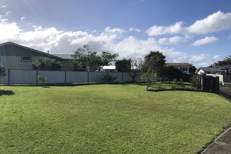 Photo of property in 17 Winston Street, Tikipunga, Whangarei, 0112