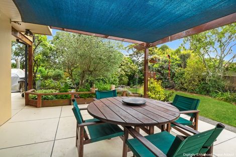 Photo of property in 29 La Lena Grove, Fitzherbert, Palmerston North, 4410