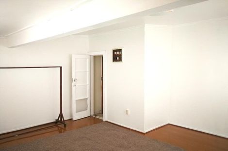 Photo of property in 40 West Coast Road, Glen Eden, Auckland, 0602