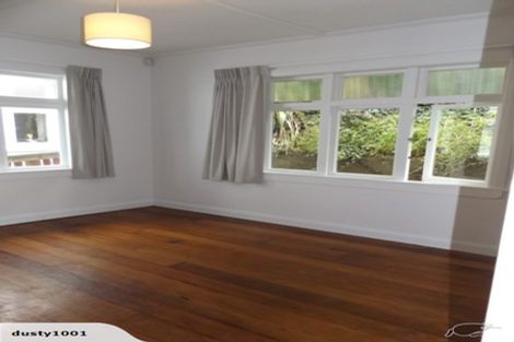 Photo of property in 14 Queens Drive, Kilbirnie, Wellington, 6022