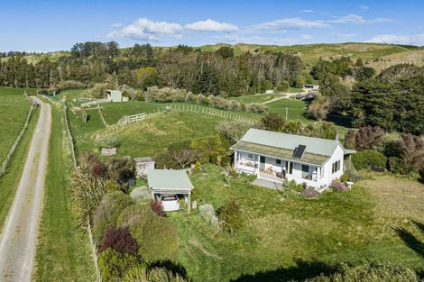 Photo of property in 922 Okaihau Road, Maraetotara, Havelock North, 4294