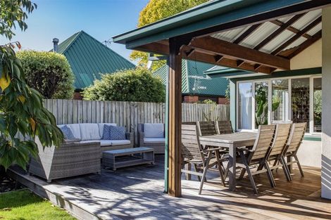 Photo of property in 87 Windermere Road, Papanui, Christchurch, 8053