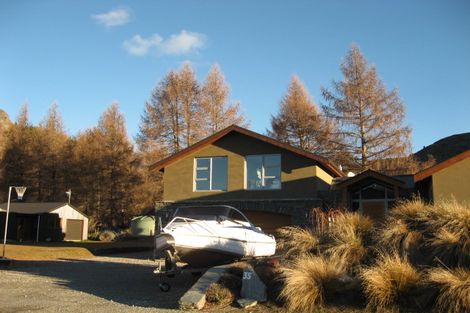 Photo of property in 35 Mathias Terrace, Arthurs Point, Queenstown, 9371