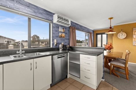 Photo of property in 41a Meeanee Road, Taradale, Napier, 4112