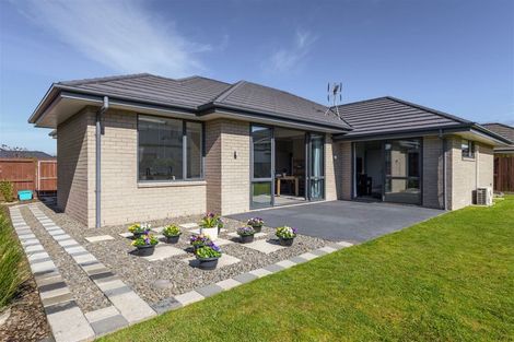 Photo of property in 16 Chalgrove Road, Huntington, Hamilton, 3210