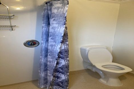 Photo of property in 38 Marine Parade, Macandrew Bay, Dunedin, 9014