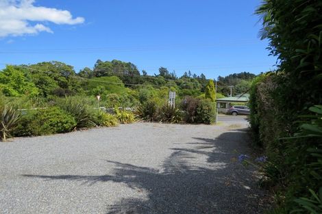 Photo of property in 30 Driving Creek Road, Coromandel, 3506
