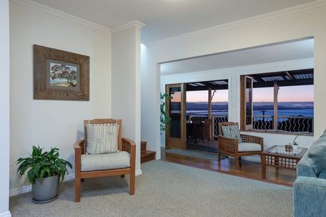 Photo of property in 33 Williams Crescent, Maketu, Te Puke, 3189