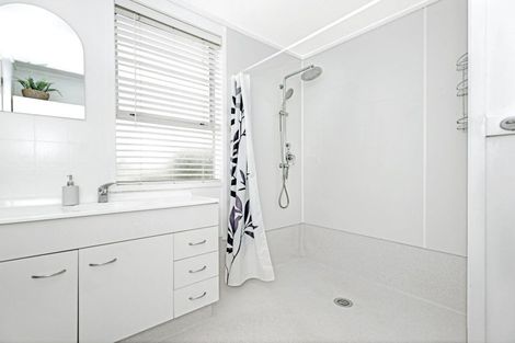 Photo of property in 39 Lyndhurst Street, Awapuni, Gisborne, 4010