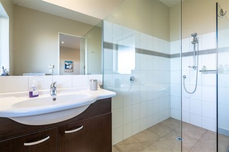 Photo of property in 31 Matheson Crescent, Albert Town, Wanaka, 9305