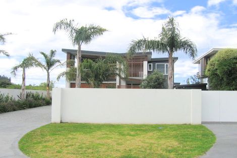 Photo of property in 106 Mooloo Crescent, Whangamata, 3620