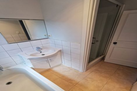 Photo of property in 1/7 Hororata Road, Hauraki, Auckland, 0622