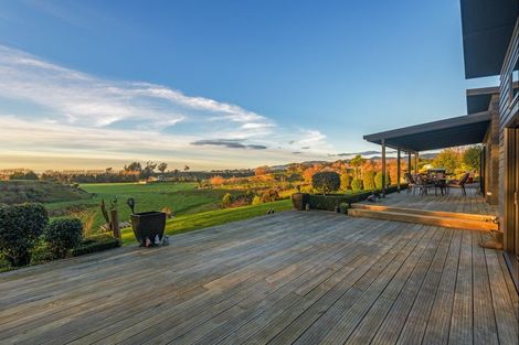 Photo of property in 42 Glade Park Lane, Shannon, Palmerston North, 4474