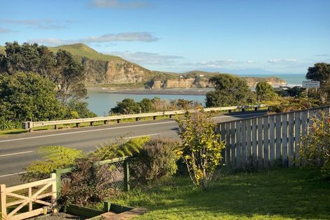 Photo of property in 59b North Street, Mokau, 4376