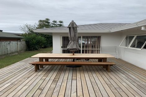 Photo of property in 5 Tokay Place, Huapai, Kumeu, 0810