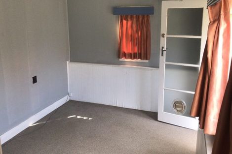 Photo of property in 6 Brighton Terrace, Murrays Bay, Auckland, 0630