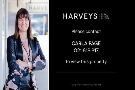 Photo of property in 82 Mountain Road, Henderson Valley, Auckland, 0612