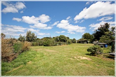 Photo of property in 42 Nuku Street, Tangimoana, 4822