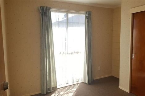 Photo of property in 2/44 Albert Street, Palmerston North, 4414
