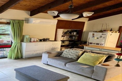 Photo of property in 20 Braemar Road, Castor Bay, Auckland, 0620