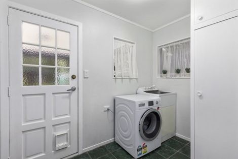 Photo of property in 27a Tawhai Street, Stokes Valley, Lower Hutt, 5019