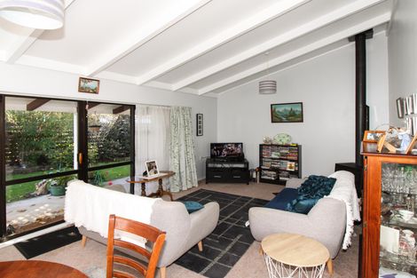 Photo of property in 5a Clifton Avenue, Carterton, 5713