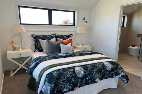 Photo of property in 11b Rangeview Road, Sunnyvale, Auckland, 0612