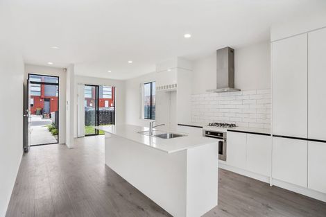 Photo of property in 1 Dignity Street, Papakura, 2110