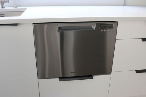 Photo of property in 87 Grant Road, Thorndon, Wellington, 6011