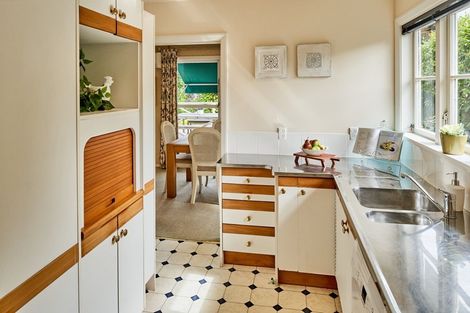 Photo of property in 196 Karori Road, Karori, Wellington, 6012