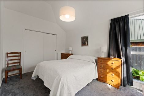 Photo of property in 2 Kings Avenue, South Dunedin, Dunedin, 9012