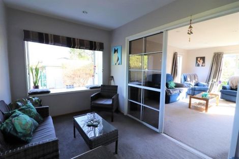 Photo of property in 1 Birdling Place, Halswell, Christchurch, 8025