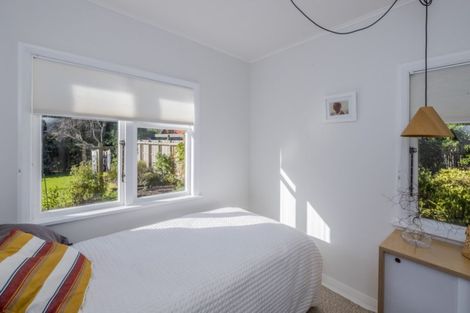 Photo of property in 18 The Avenue, Otaki Beach, Otaki, 5512