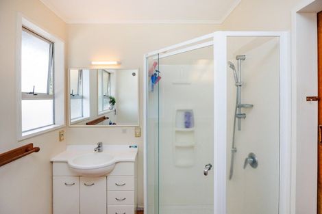 Photo of property in 48 Somerset Crescent, Highbury, Palmerston North, 4412