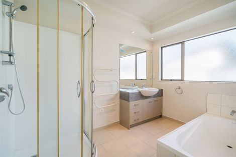 Photo of property in 48 Carina Way, Whitianga, 3510