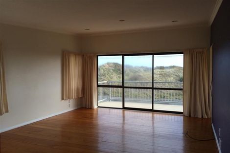 Photo of property in 5 Marine Parade South, Foxton Beach, Foxton, 4815