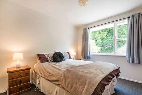 Photo of property in 20 Redwood Avenue, Tawa, Wellington, 5028