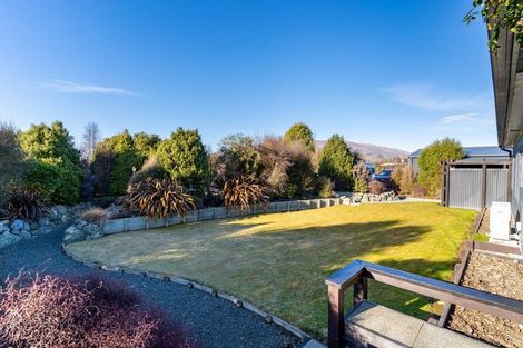 Photo of property in 16 Matukituki Crescent, Twizel, 7901