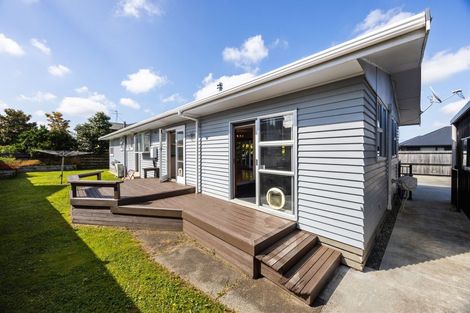 Photo of property in 13 Kingsley Street, St Andrews, Hamilton, 3200