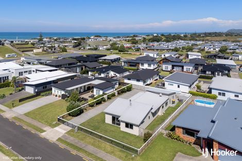 Photo of property in 11 Surfers Avenue, Waihi Beach, 3611