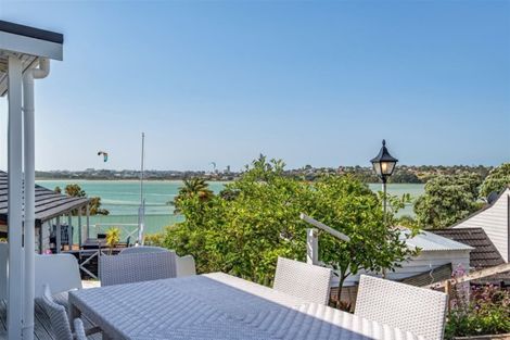 Photo of property in 1/8 Lansdowne Street, Bayswater, Auckland, 0622