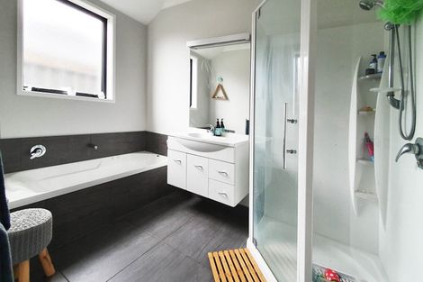 Photo of property in 15 Onyx Place, Awatoto, Napier, 4110