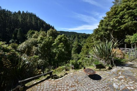 Photo of property in 2005 Ongarue Stream Road, Waimiha, 3998