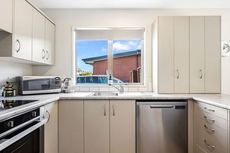 Photo of property in 2/25 Tilford Street, Woolston, Christchurch, 8062