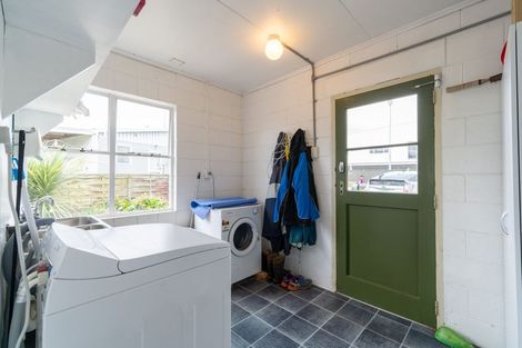 Photo of property in 30 Moana Crescent, Te Anau, 9600