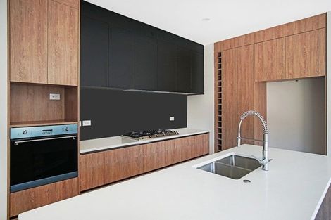 Photo of property in 75a Twin Parks Rise, Papakura, 2582